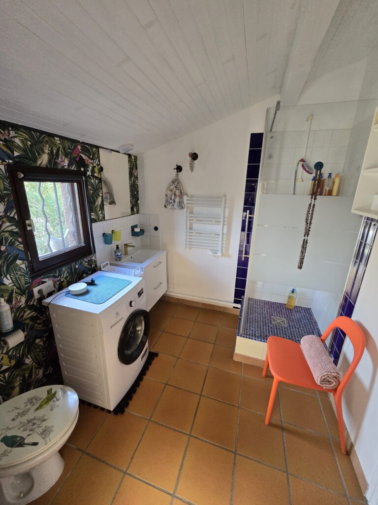 SDB Studio avec douche et WC