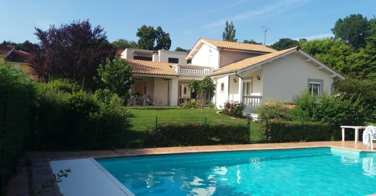 1.jpg 1 copy 768x401