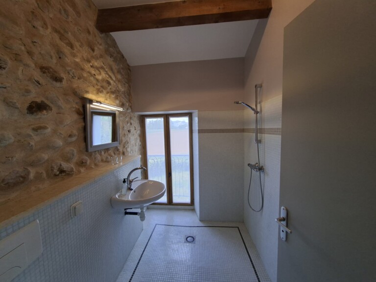 Salle de bains gîte 3