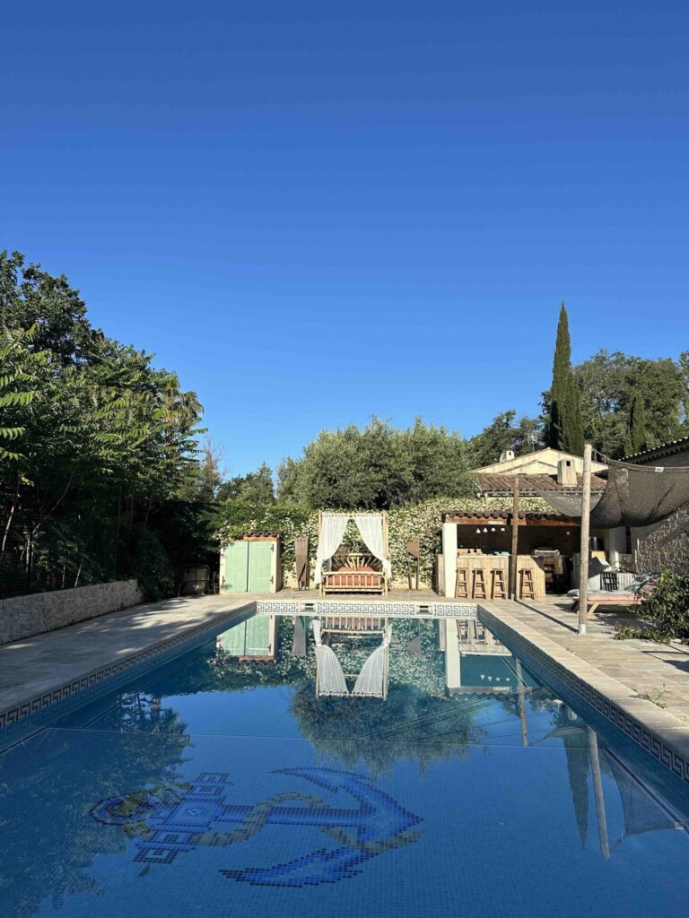 PISCINE copy 768x1024