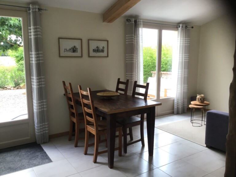 eettafel 768x576