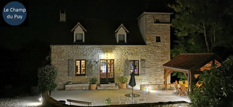 maison nuit 768x354