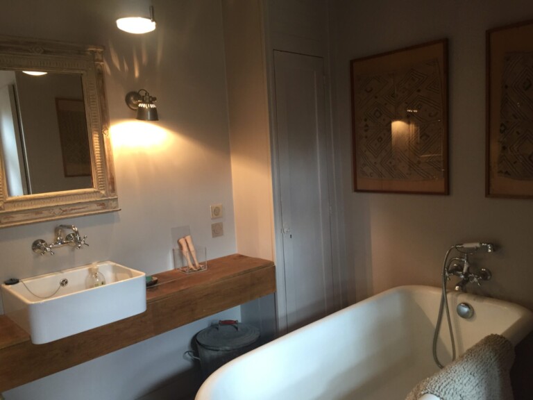 Salle de bains chambre 3