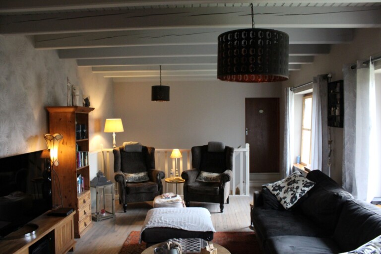 salon 2 768x512