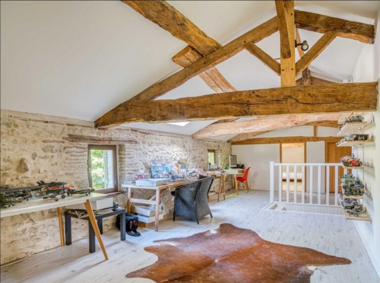Mezzanine 768x573