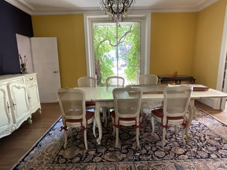 3. Salle a manger jaune 1 768x576