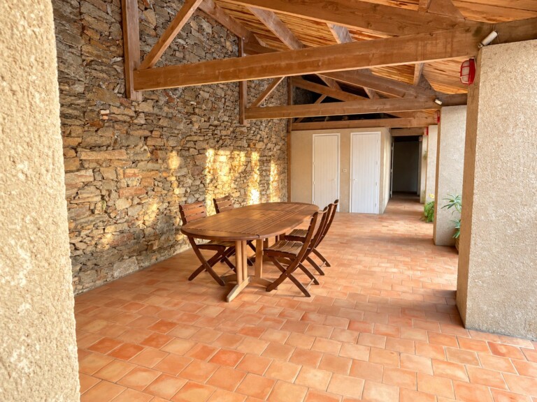 9. Pool house preau 768x576