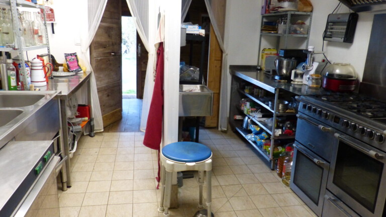 05 cuisine saloon 2 768x432